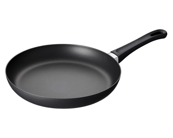 SCANPAN Bratpfanne Classic Induction ø 28 cm - Jubiläumsedition - geeignet für alle Wärmequellen - Standard Antihaftbeschichtung