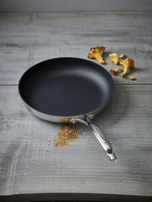 SCANPAN Bratpfanne HaptIQ ø 24 cm - geeignet für alle Wärmequellen - Standard Antihaftbeschichtung