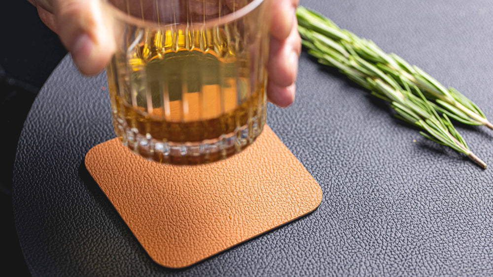 Cookinglife Untersetzer - Veganes Leder - Schwarz / Cognac - doppelseitig - 10 x 10 cm - 6 Stück