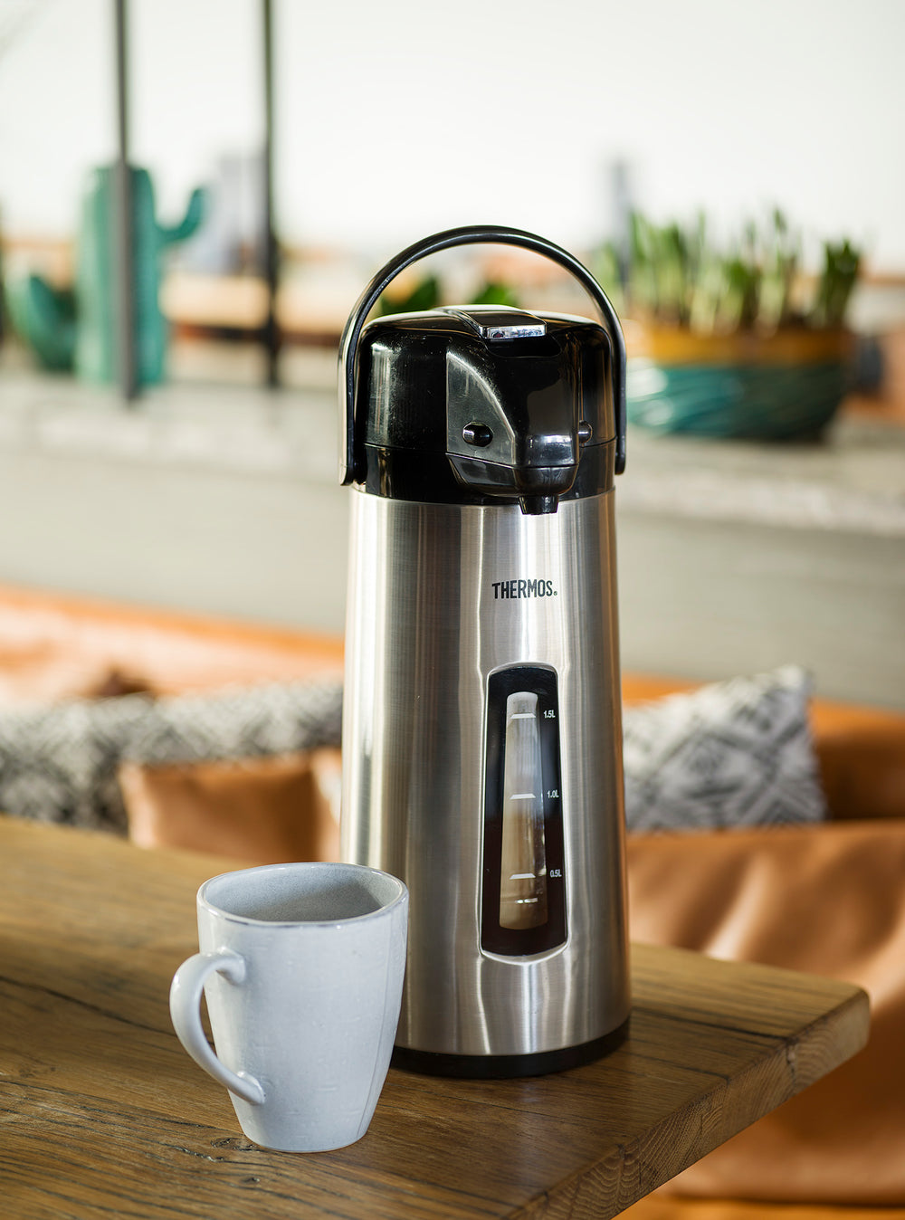 Thermos Thermoskanne Mit Pumpe & Fenster 2.2 Liter