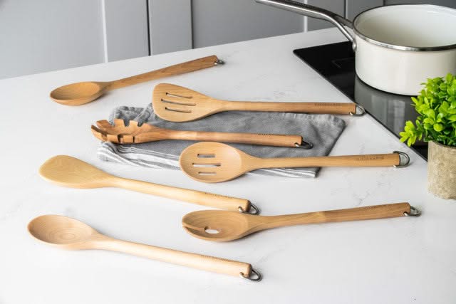 KitchenAid Schöpfkelle Core Birkenholz 33 cm Braun - Servierlöffel Antihaft