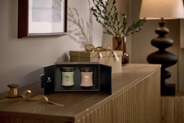 WoodWick Geschenkset Duftkerzen Medium Fireside & Cashmere - 2 Stück - Duftkerze im Glas - Holzdocht