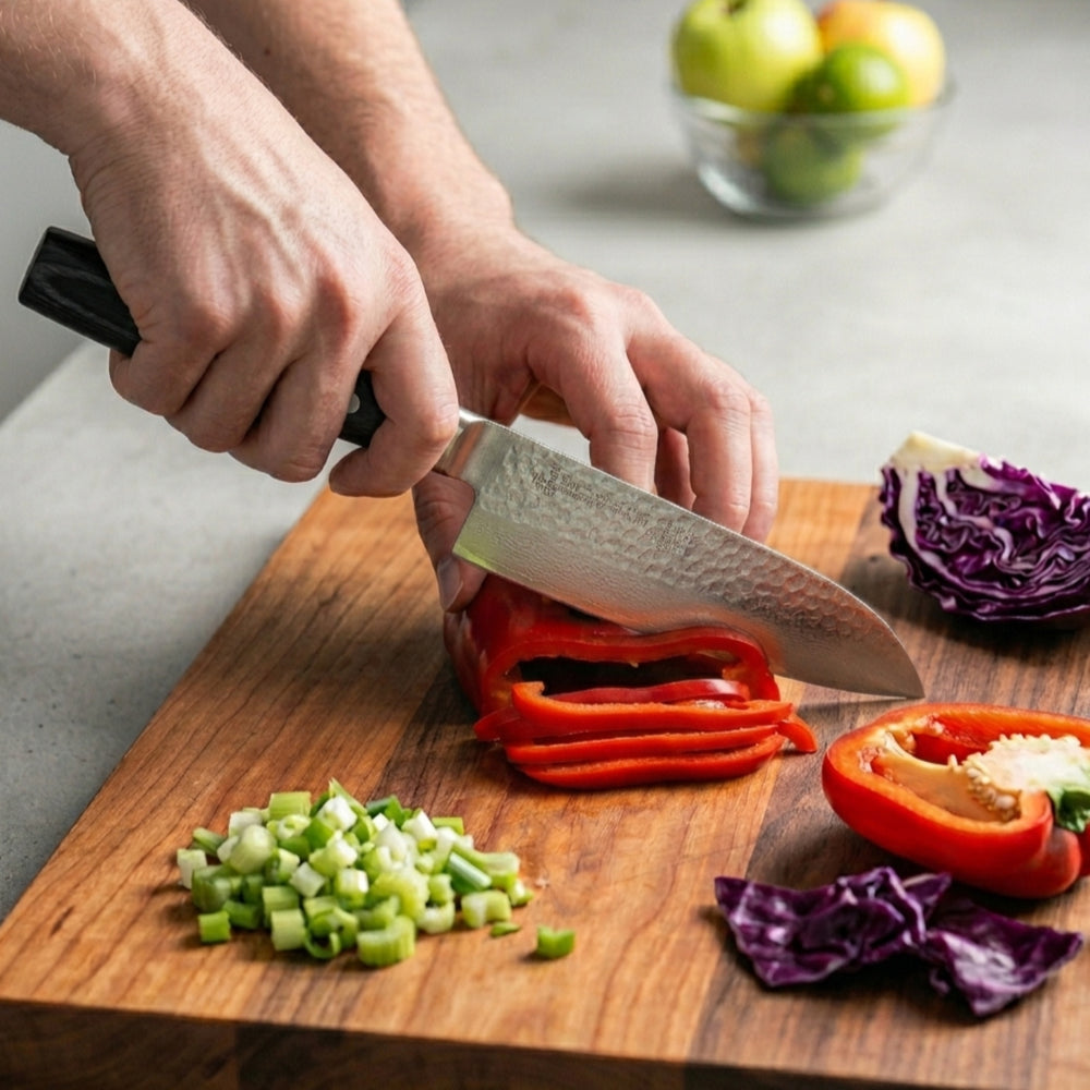 Yaxell Santoku-Messer Zen 16,5 cm – 37-lagiger Damaststahl – Griff aus Canvas-Micarta