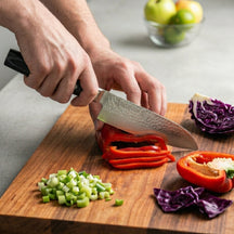 Yaxell Santoku-Messer Zen 16,5 cm – 37-lagiger Damaststahl – Griff aus Canvas-Micarta