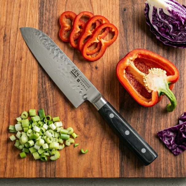 Yaxell Santoku-Messer Zen 16,5 cm – 37-lagiger Damaststahl – Griff aus Canvas-Micarta