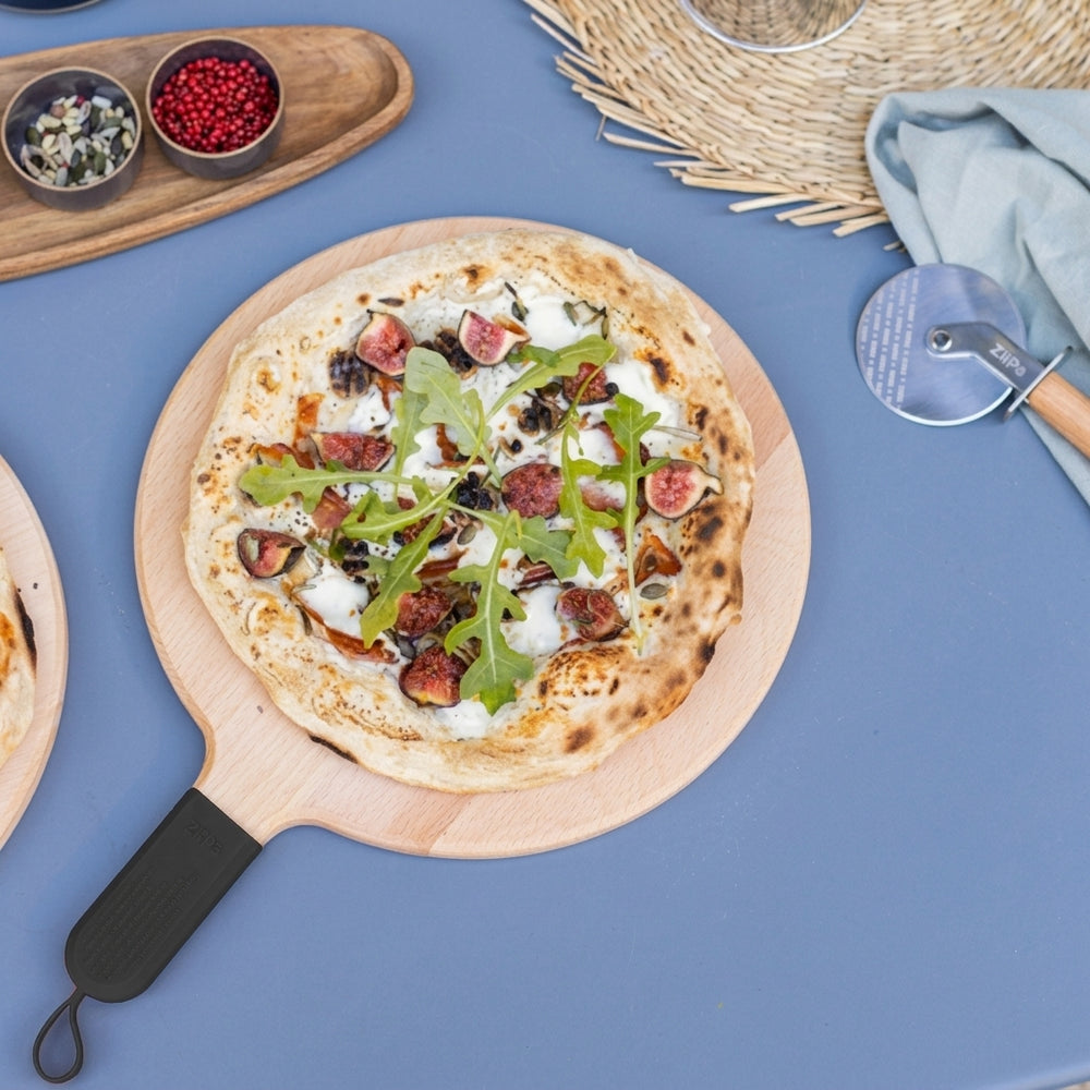 ZiiPa Servierbrett / Pizzabrett Sora Buchenholz Anthrazit - ø 31 cm