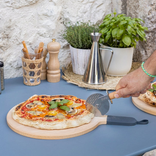 ZiiPa Servierbrett / Pizzabrett Sora Buchenholz Schiefer - ø 31 cm